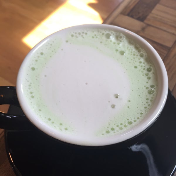 Foto diambil di Cup Coffee Co. oleh Kronda A. pada 8/30/2015