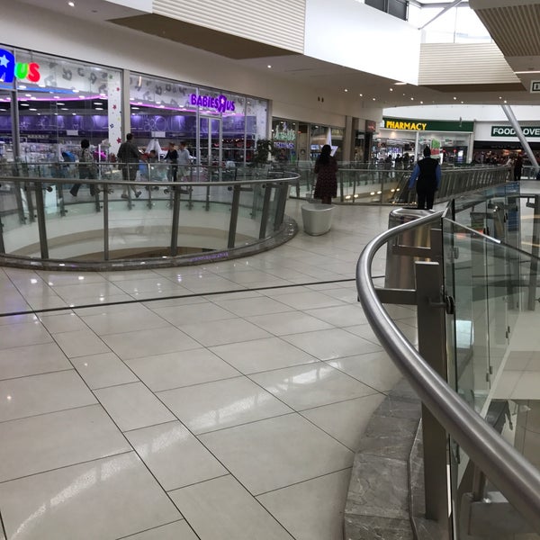 H&m cradlestone clearance mall