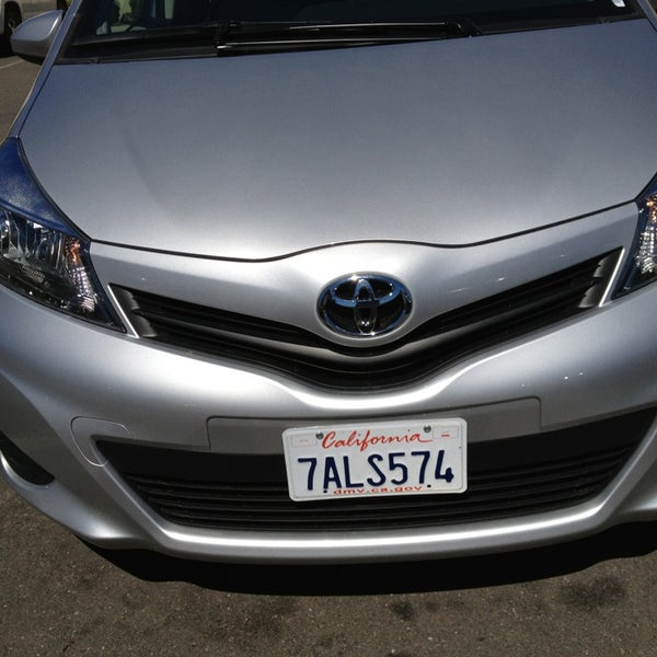 Hertz Rental Car Location in Newark