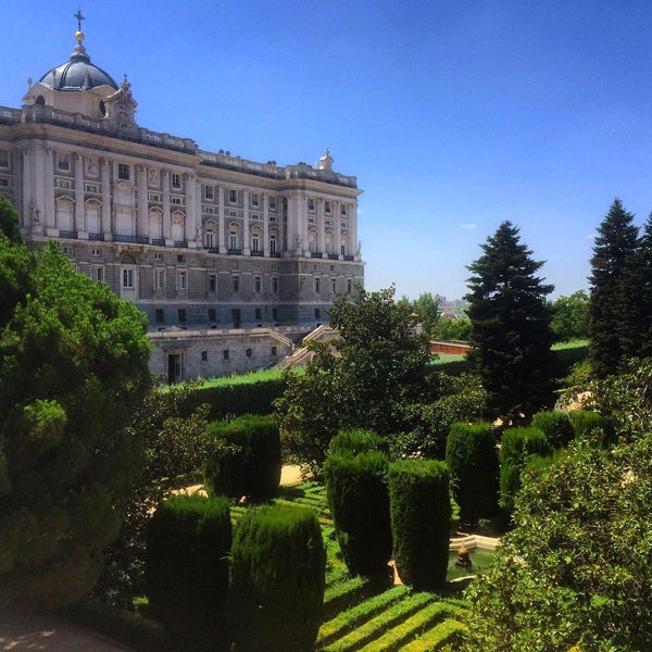 8/12/2015에 Artem K.님이 Apartosuites Jardines de Sabatini Madrid에서 찍은 사진
