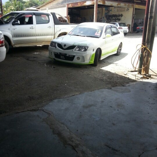 BENGKEL KERETA YIK TAK - Automotive Shop in Tanjong Malim