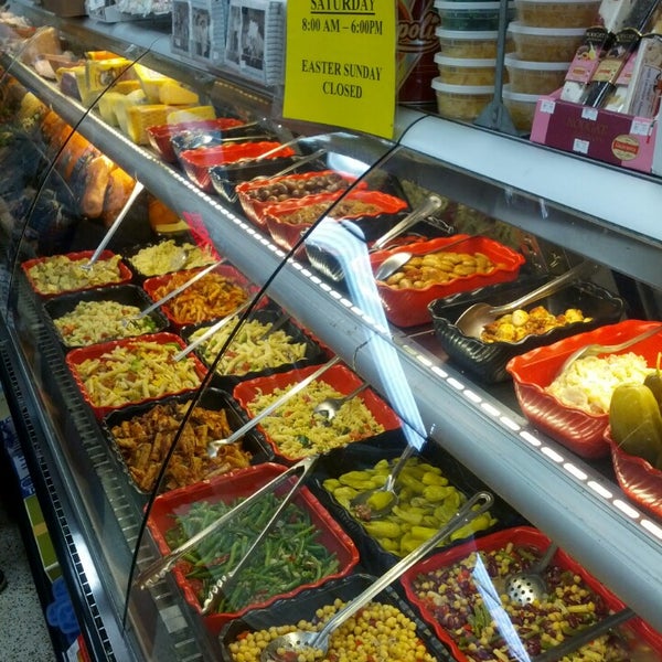 Bay Cities Italian Deli & Bakery West Los Angeles Santa Monica, CA