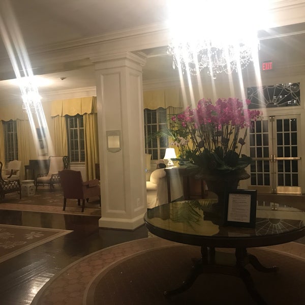 Photo taken at The Carolina Inn by Marina P. on 9/17/2017