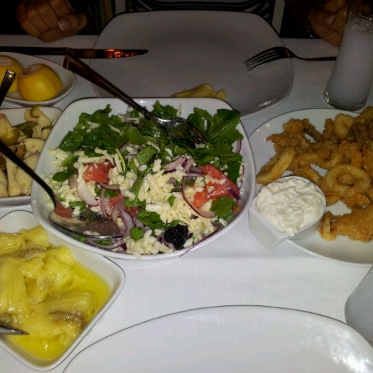 Foto diambil di Kalispera Restaurant oleh Funda S. pada 9/30/2012