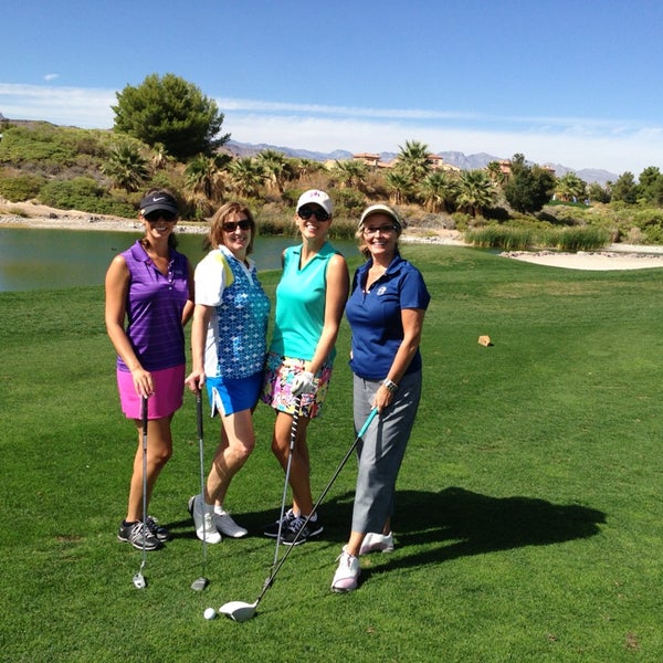 Das Foto wurde bei Rhodes Ranch Golf Club von Debbie am 10/9/2013 aufgenommen