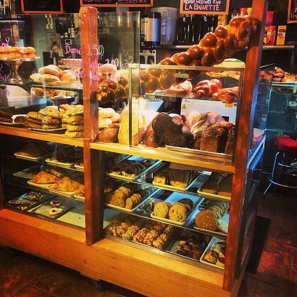 Foto diambil di La Boulangerie Lopez oleh Matt pada 4/10/2014
