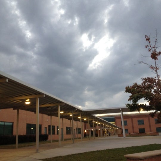 Pershing Middle School Middle School in Houston