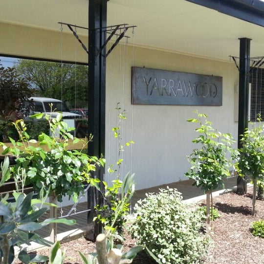 10/20/2012にClementChanがYarrawood Estate Cellar Door &amp; Cafeで撮った写真