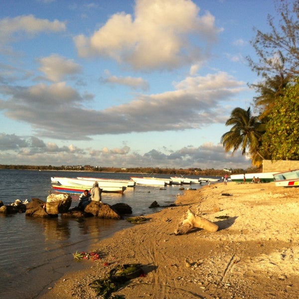 Baie Du Tombeau Neighborhood