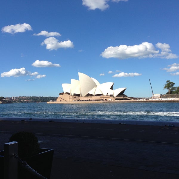 Circular quay РЎРёРґРЅРµР№