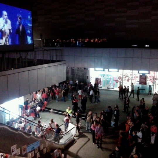 Снимок сделан в 45° Nord Entertainment Center пользователем Avetik K. 9/18/2012