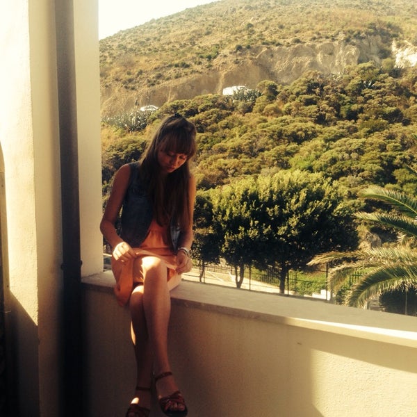 8/3/2014 tarihinde Машаziyaretçi tarafından Hotel Chiaia di Luna'de çekilen fotoğraf