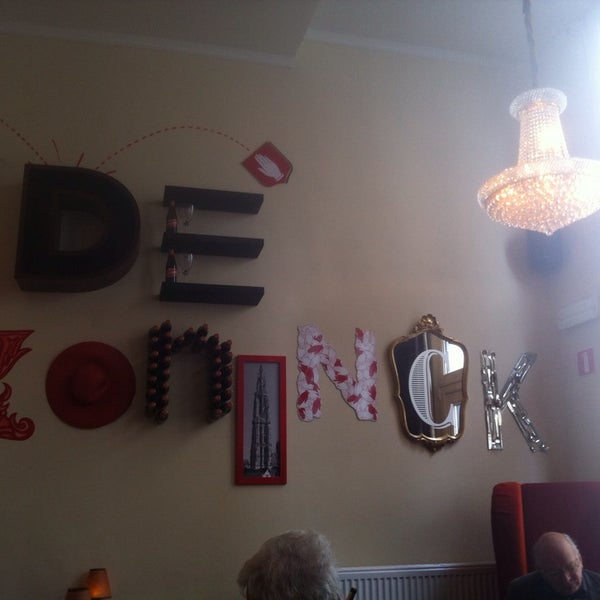 Photo taken at Grand Café De Rooden Hoed by Dick V. on 2/9/2014