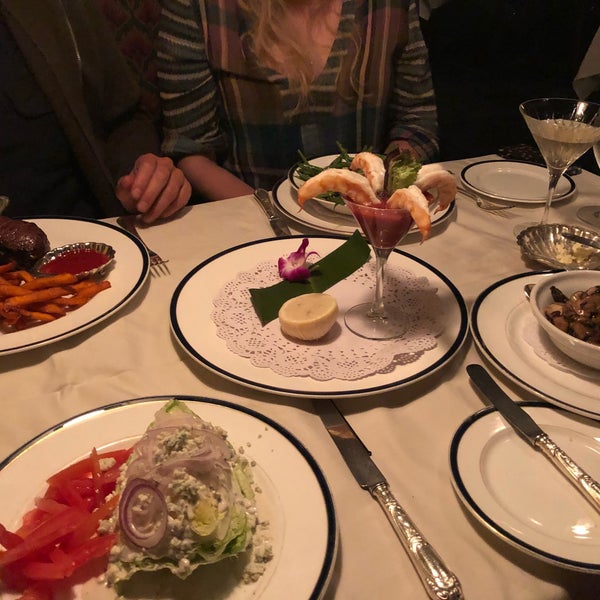 Foto tomada en Pacific Dining Car  por louda b. el 4/2/2018