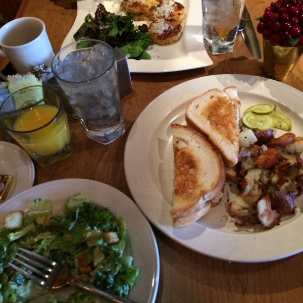 Photos at Jumps Restaurant Grosse Point FarmsThe Hill Grosse