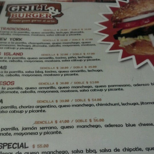 Foto tirada no(a) Grill &amp; Burger por Nilü O. em 10/18/2012