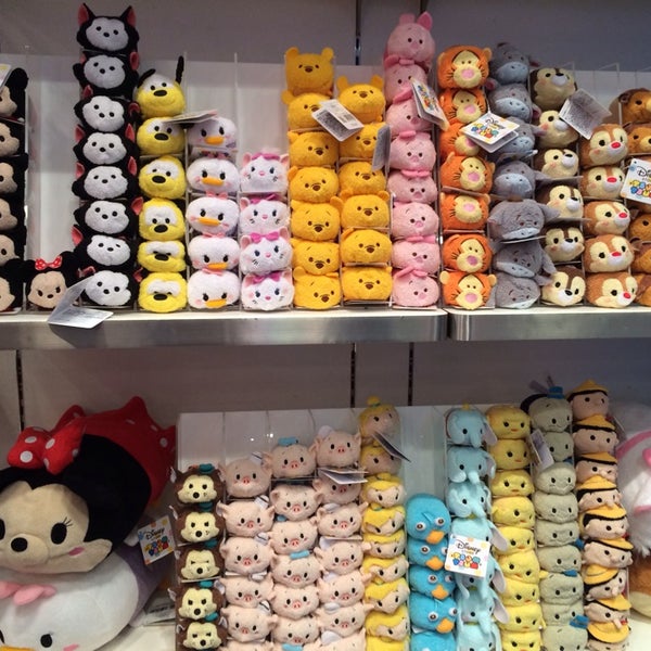 ディズニーストア 新浜町300