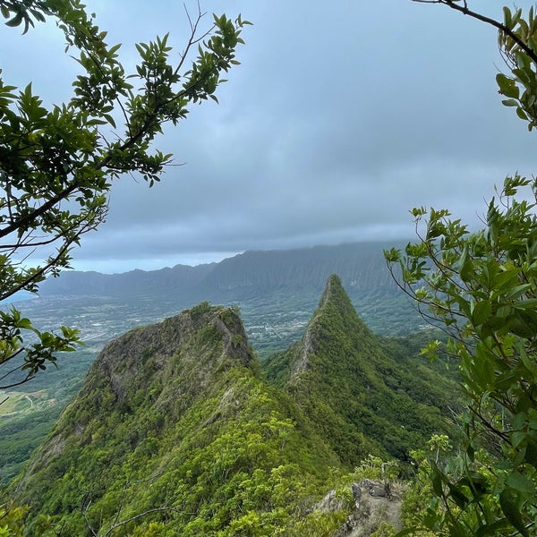 Olomana Trail - Hiking Trail in Kailua