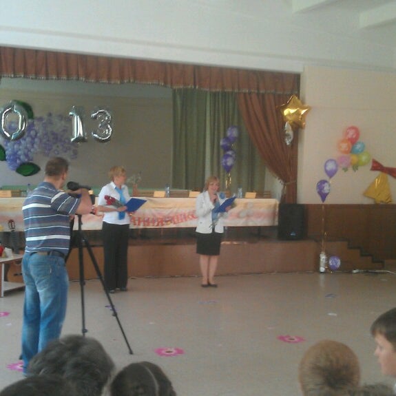 6 школа г киров калужская область. Киров калужская область школа. Киров калужская область школа 6. Киров калужская область школа 1. Сош 8 киров калужская область.