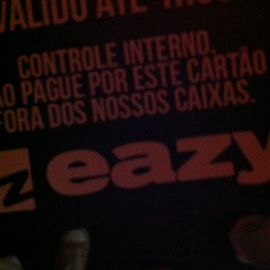 Foto tirada no(a) Eazy Club por Arnaldo L. em 11/13/2012