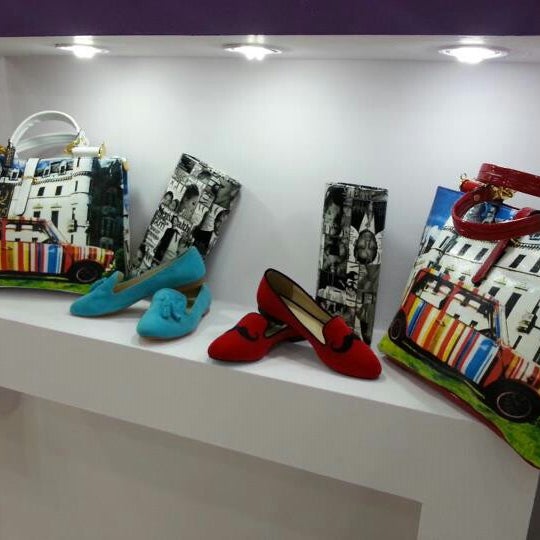 What is bin. Диван samoa италия. Группа scorpions wind of change. Change collection. Хидден сити обновление.