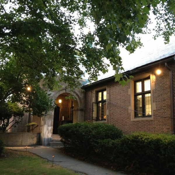 Waban Library Waban'da Kütüphane