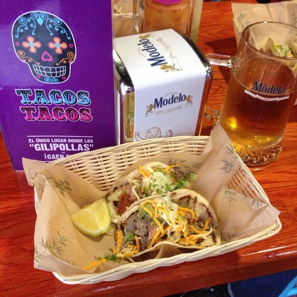 Das Foto wurde bei Tacos Tacos von Leo D. am 6/25/2013 aufgenommen