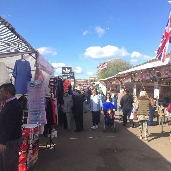 Dagenham Sunday Market Barking, Greater London