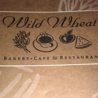 Das Foto wurde bei Wild Wheat Bakery Cafe &amp; Restaurant von Mayanne F. am 11/25/2012 aufgenommen