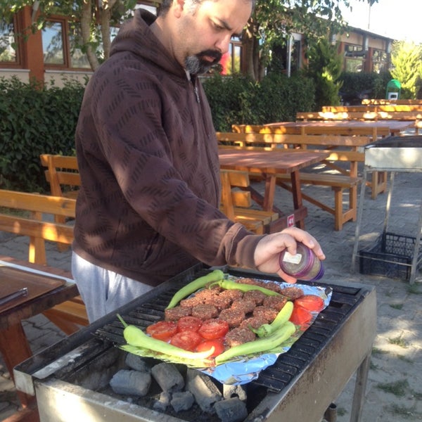 Küçükoğlu Et ve Mangal Kendın Pısır Kendın Ye