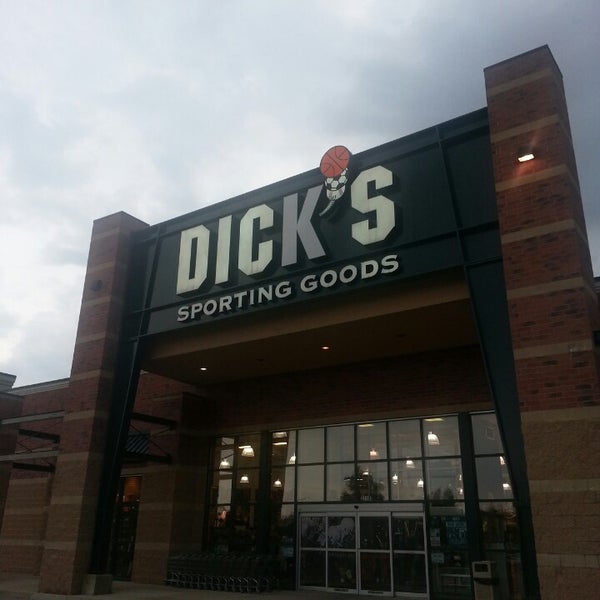 DICK'S Sporting Goods Sporting Goods Retail in Mount Pleasant