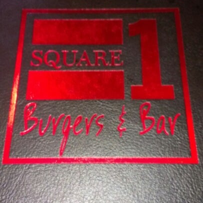 10/15/2012にDonnie F.がSquare 1 Burgersで撮った写真