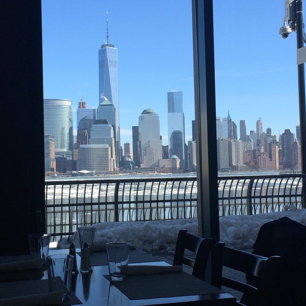 Photo taken at Henry&#39;s On The Hudson by Jeph C. on 2/24/2015