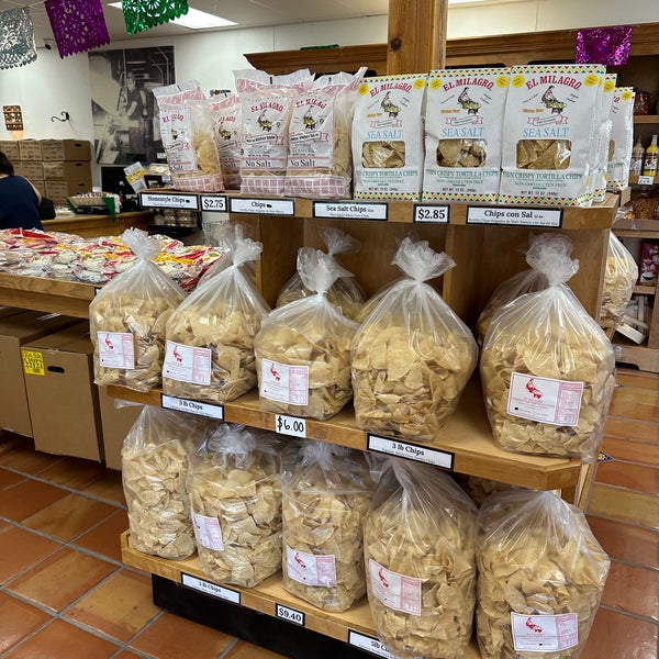 El Milagro Tortilla Factory Central East Austin 3 tips de 179