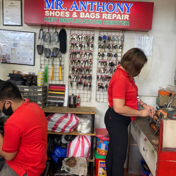 Mr Anthony Shoes & Bags Repair - Shoe Repair Service in Socorro