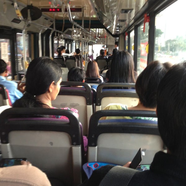SMRT Buses: Bus 67.