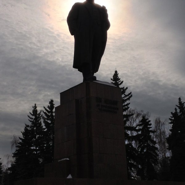 Памятник Ленину Венев