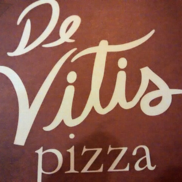 4/30/2014にAlex R.がDe Vitis Pizzaで撮った写真