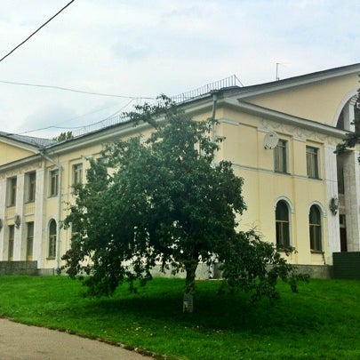 Das Foto wurde bei Тушинская евангельская церковь von Дима am 9/15/2012 aufgenommen