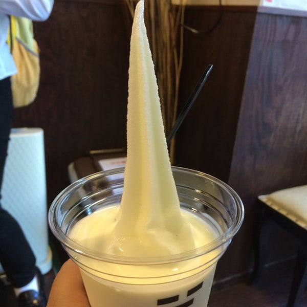 Large Japanese milk shakes -Fujiko Kano