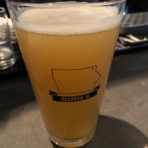 9/5/2019にLuigi S.がGrowlers Beer Bistroで撮った写真