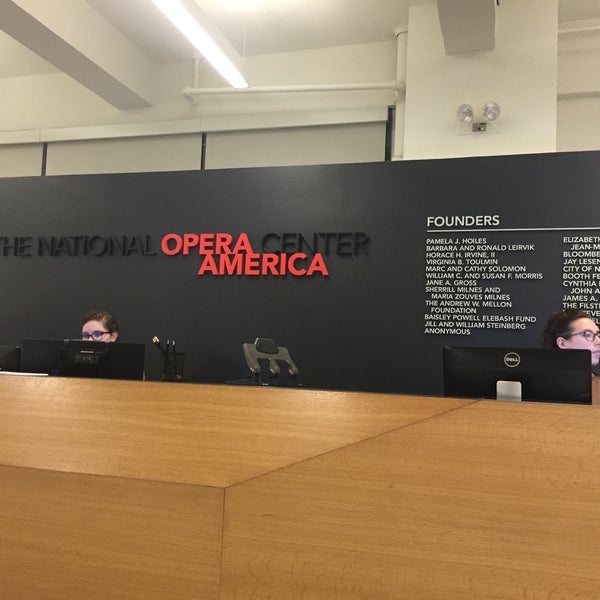 12/5/2015 tarihinde Angela K.ziyaretçi tarafından The National Opera Center'de çekilen fotoğraf