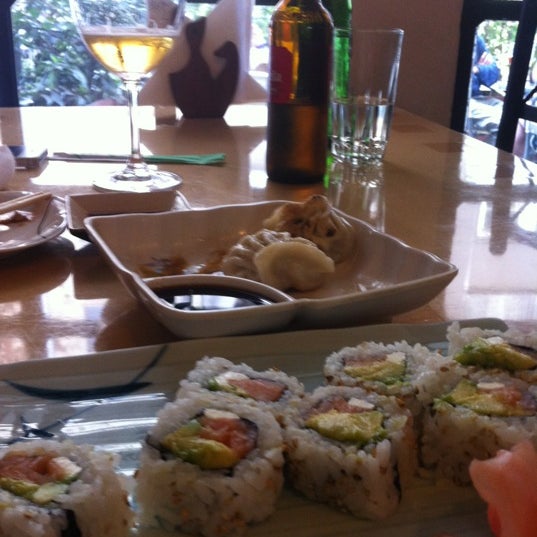 Chiloe Roll is the best chilean japanese food!