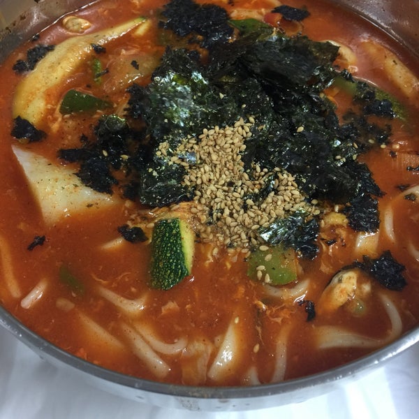 현대장칼국수 - 국수 전문점에서의 사진