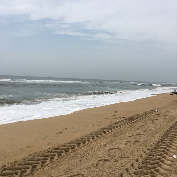 Foto tomada en Besant Nagar Beach (Edward Elliot&#39;s Beach)  por Nandini S. el 7/30/2019