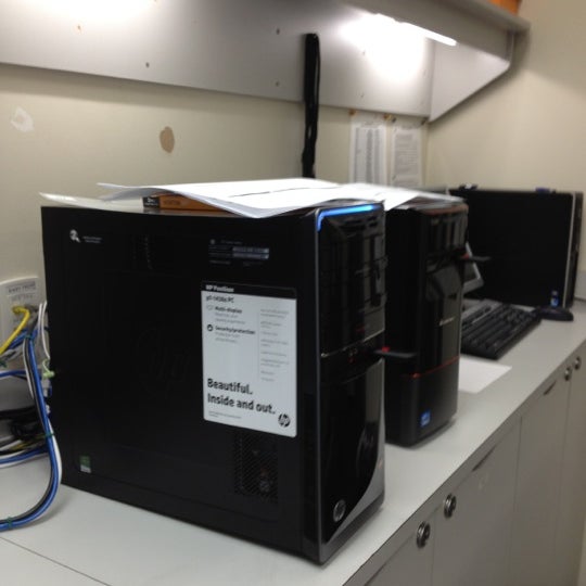 Staples Paper / Office Supplies Store in Ocala