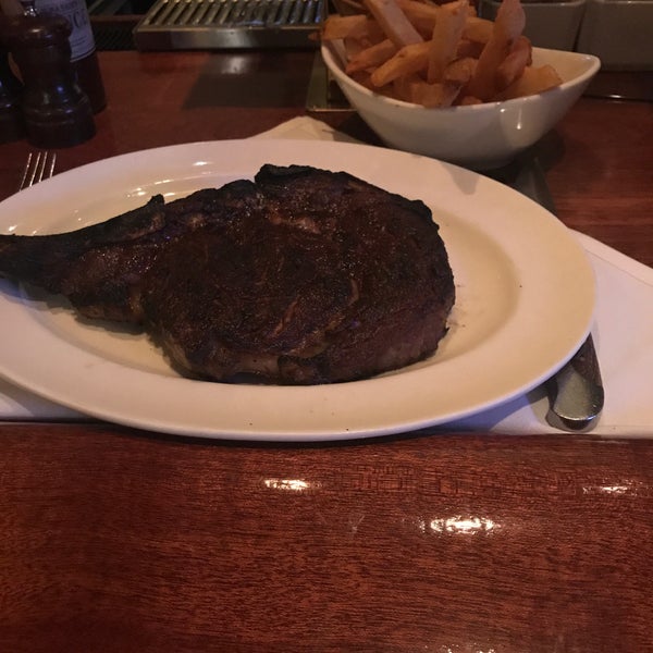 Photo taken at Benjamin Steakhouse by Mr. B S on 9/9/2019