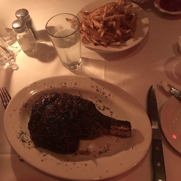 Foto diambil di Club A Steakhouse oleh Mr. B S pada 9/13/2019