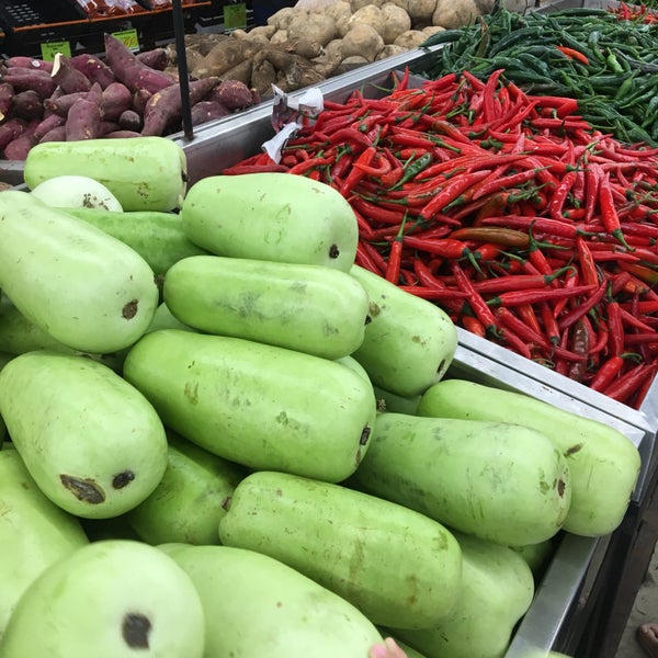 Segi Cash & Carry Convenience Store in Batu Caves