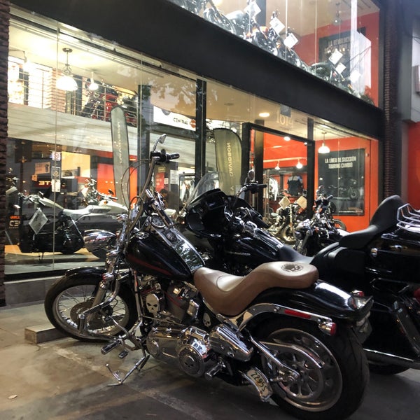Photo prise au Capital Harley-Davidson par Dan K. le3/14/2020
